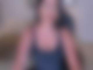 Live cam show with amelie-jhons - Middle Aged on studioflirtlive.com