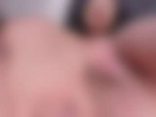 Live cam show with amelie-jhons - Curvy on SinfulBabes