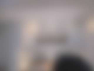 Live cam show with amelie-jhons - Facial Piercings on Camming Site