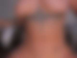 Live cam show with amelie-jhons - Blue Eyes on https://playwithruby.com