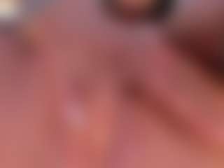Live cam show with amelie-jhons - Natural on Camsoda