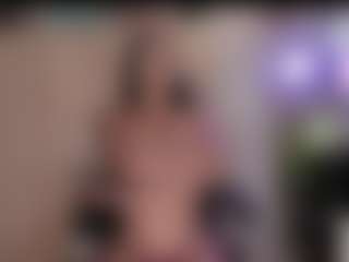 Live cam show with amelie-jhons - Public Ebony on xblisslive.com