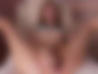 Live cam show with Mia Mermaid - Sexy on infinitiblacc.com
