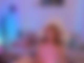 MiaGingerRose's Live Sex Cam Show
