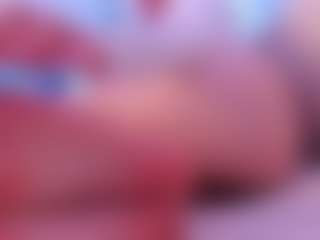 Live cam show with MiaGingerRose - Small Tits on Camsoda Late Night