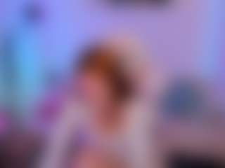 Live cam show with MiaGingerRose - Lush on Camsoda
