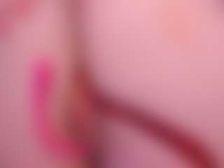 MiaGingerRose's Live Sex Cam Show