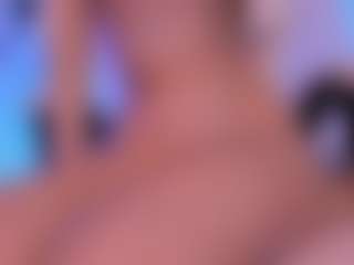 MiaGingerRose's Live Sex Cam Show