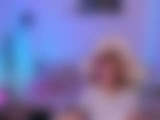 MiaGingerRose's Live Sex Cam Show