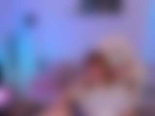 MiaGingerRose's Live Sex Cam Show