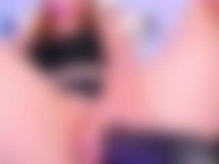 Live cam show with MiaGingerRose - Solo on Camsoda