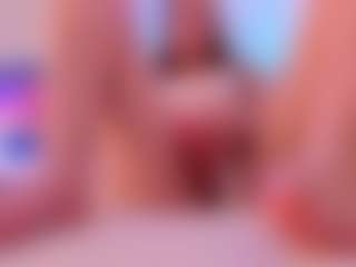 MiaGingerRose's Live Sex Cam Show