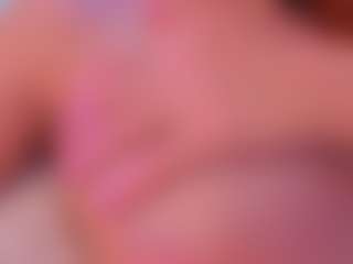 Live cam show with MiaGingerRose - Pov on Mixed Magazine Live