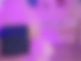 Live cam show with MollyHugs - Privateshow on Milfs Live