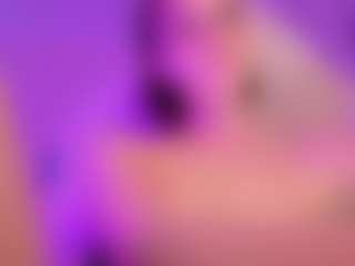 Live cam show with MollyHugs - Roleplay on Camsoda