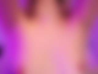 Live cam show with MollyHugs - Thin on Camsoda