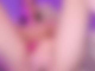 Live cam show with MollyHugs - Roleplay on Camsoda