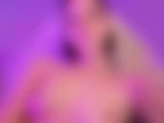 Live cam show with MollyHugs - Thin on Camsoda