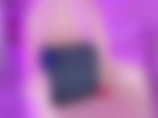 Live cam show with MollyHugs - Student on Mixed Magazine Live