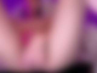 MollyHugs's Live Sex Cam Show