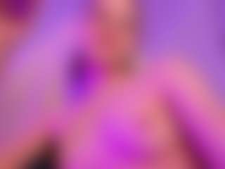 Live cam show with MollyHugs - Roleplay on Camsoda