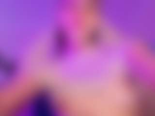 Live cam show with MollyHugs - Roleplay on Camsoda