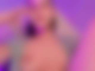 MollyHugs's Live Sex Cam Show