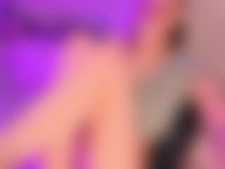 Live cam show with MollyHugs - Hairy Pussy on Camsoda