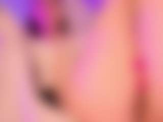Live-Cam-Show mit MollyHugs - Hairy Pussy Teen (18+) auf Camsoda