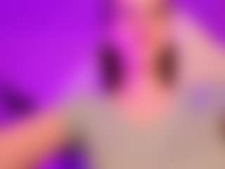 MollyHugs's Live Sex Cam Show