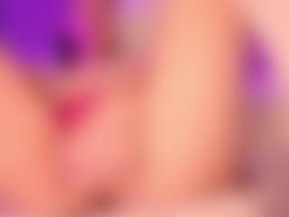 MollyHugs's Live Sex Cam Show