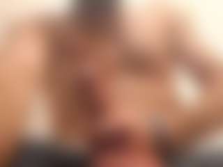 two009's Live Sex Cam Show