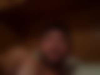 two009's Live Sex Cam Show
