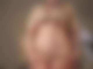 AkaneiroDemon's Live Sex Cam Show