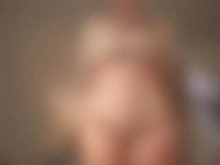 AkaneiroDemon's Live Sex Cam Show