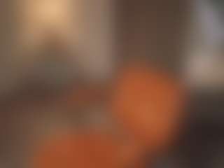AkaneiroDemon MILF webcam performer live streaming
