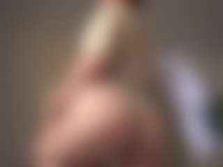 AkaneiroDemon's Live Sex Cam Show