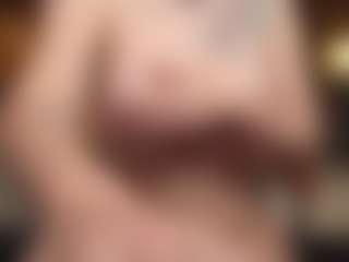 valeriaraw's Live Sex Cam Show