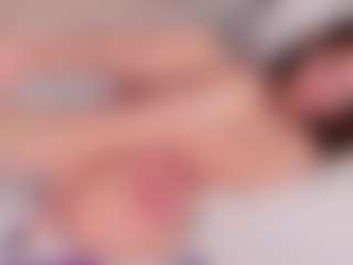 CaseyEmerald's Live Sex Cam Show