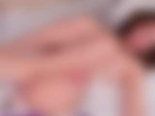 Live cam show with CaseyEmerald - Squirt on fuck-show.com