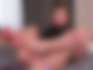 CaseyEmerald's Live Sex Cam Show