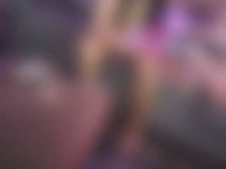 Live cam show with PaisleyDay - Big Ass on Dolls Live