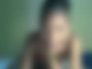avrilhyn's Live Sex Cam Show