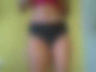 avrilhyn's Live Sex Cam Show