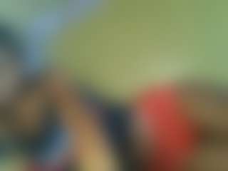Live cam show with avrilhyn - Camel Toe on StripNow