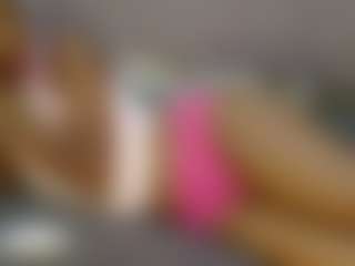 Live cam show with avrilhyn - Gape on Dolls Live