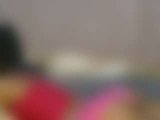 Live cam show with avrilhyn - Camel Toe on CamSodaAdn