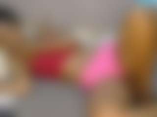 Live cam show with avrilhyn - Gape on CamClone