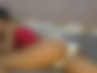 Live cam show with avrilhyn - Camel Toe on Mixed Magazine Live