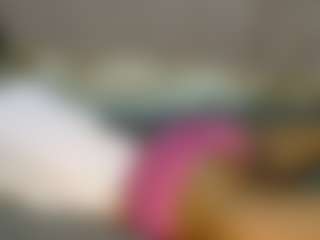 Live cam show with avrilhyn - Ebony on SpunkLive | kenya
